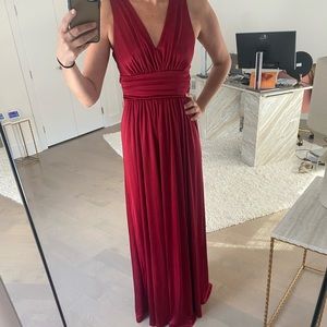 Gorgeous brand new express maxi dress. Discontinued size S.